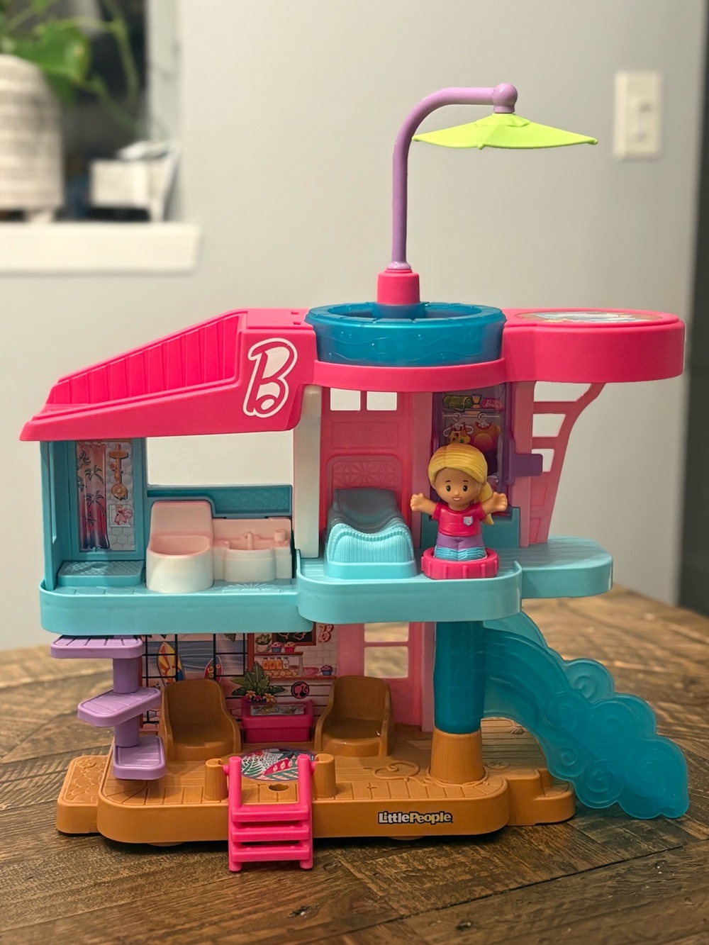 Little People Barbie Beach House (2025)